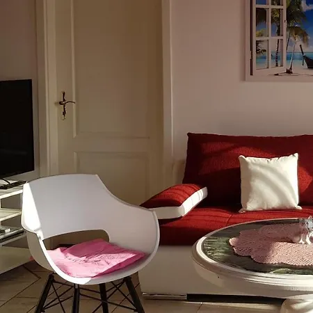 Haus Marlene 아파트 *